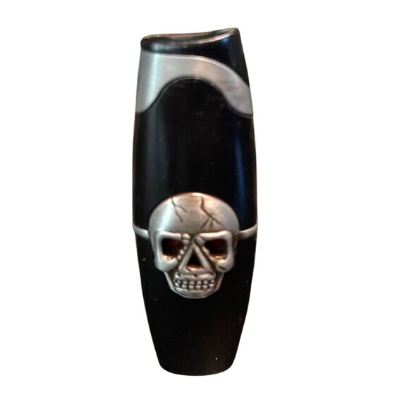 Other - Refillable Black & Silver Lighter With Skull Design And Red Eyes